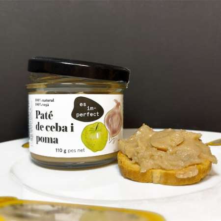 Pâté with apple and onion